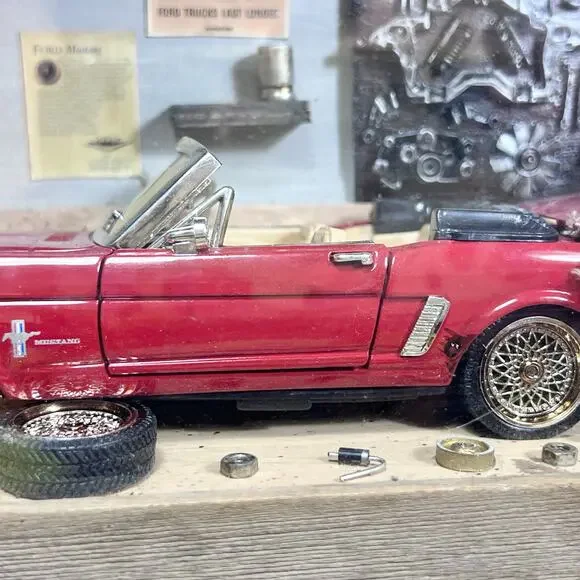 The Window Pane Curio Collection Mustang Car Garage Miniature Model Diorama 2002 - Picture 3 of 16